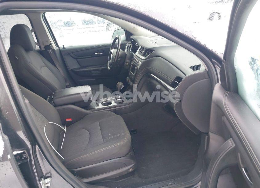 Photo 5 of 2015 Chevrolet Traverse (VIN 1GNKRGKD3FJ311858)