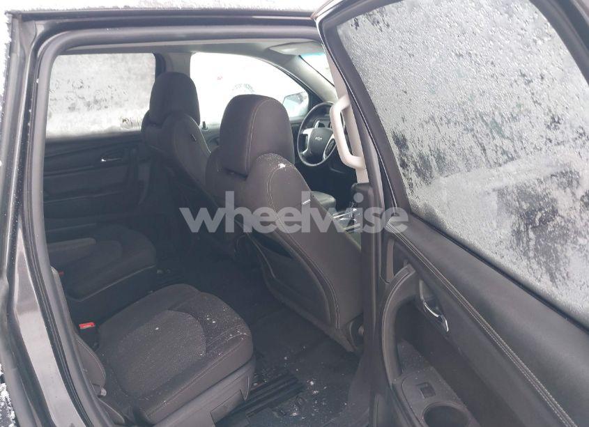 Photo 8 of 2015 Chevrolet Traverse (VIN 1GNKRGKD3FJ311858)