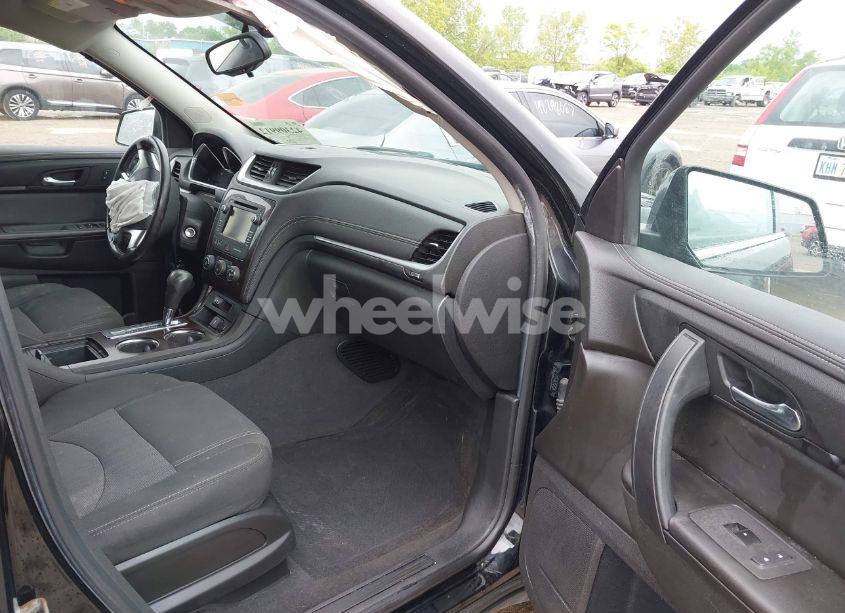 Photo 5 of 2017 Chevrolet Traverse 1LT (VIN 1GNKRGKD3HJ249428)