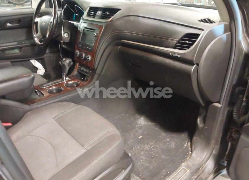 Photo 5 of 2013 Chevrolet Traverse 1LT (VIN 1GNKRGKD4DJ264417)