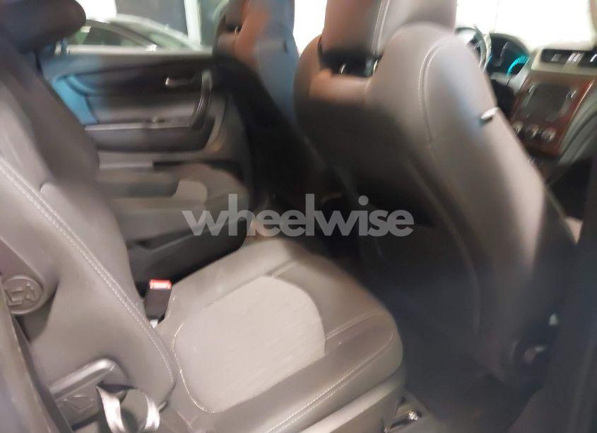 Photo 8 of 2013 Chevrolet Traverse 1LT (VIN 1GNKRGKD4DJ264417)