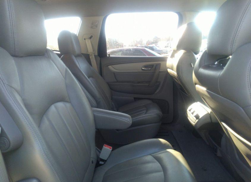 Photo 8 of 2014 Chevrolet Traverse 1LT (VIN 1GNKRGKD4EJ316100)