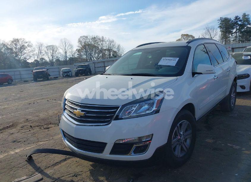 Photo 2 of 2015 Chevrolet Traverse 1LT (VIN 1GNKRGKD4FJ287666)