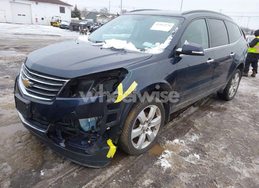 Photo 2 of 2016 Chevrolet Traverse 1LT (VIN 1GNKRGKD4GJ102176)