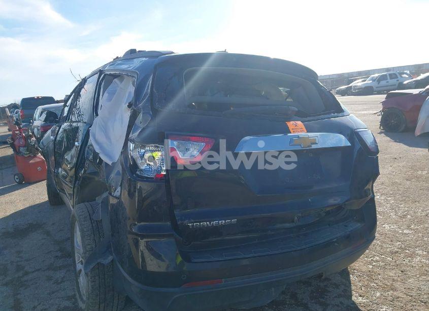 Photo 3 of 2017 Chevrolet Traverse 1LT (VIN 1GNKRGKD4HJ269526)