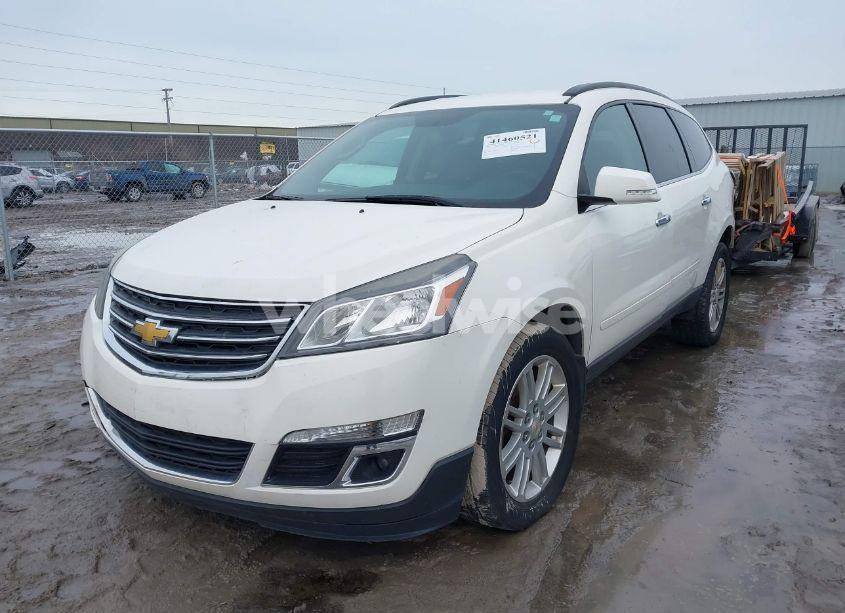 Photo 2 of 2015 Chevrolet Traverse 1LT (VIN 1GNKRGKD5FJ160134)