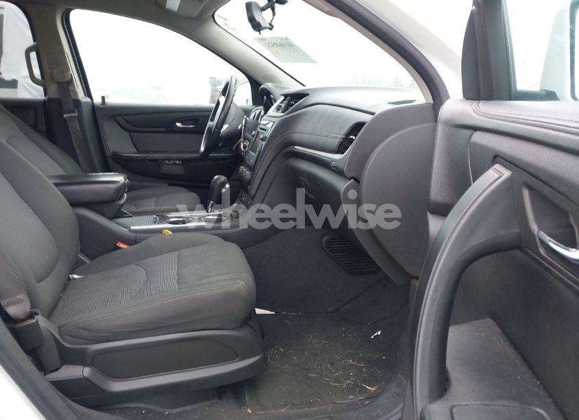 Photo 5 of 2015 Chevrolet Traverse 1LT (VIN 1GNKRGKD5FJ160134)