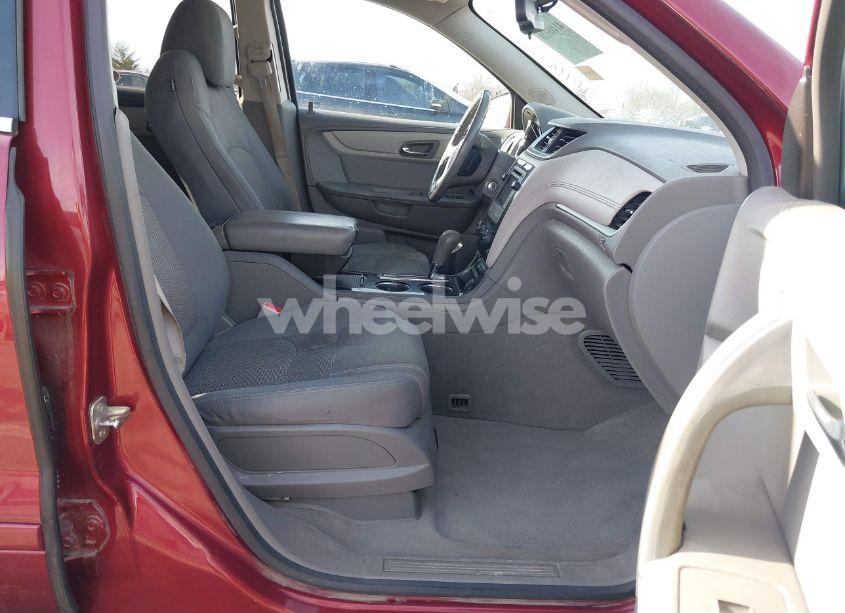 Photo 5 of 2015 Chevrolet Traverse 1LT (VIN 1GNKRGKD5FJ172641)