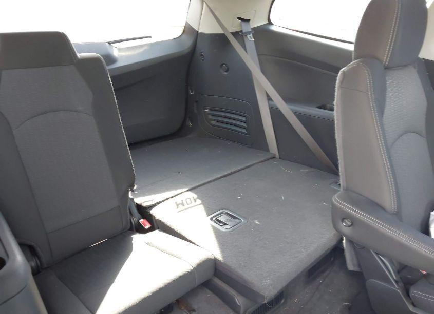 Photo 12 of 2015 Chevrolet Traverse 1LT (VIN 1GNKRGKD5FJ220199)