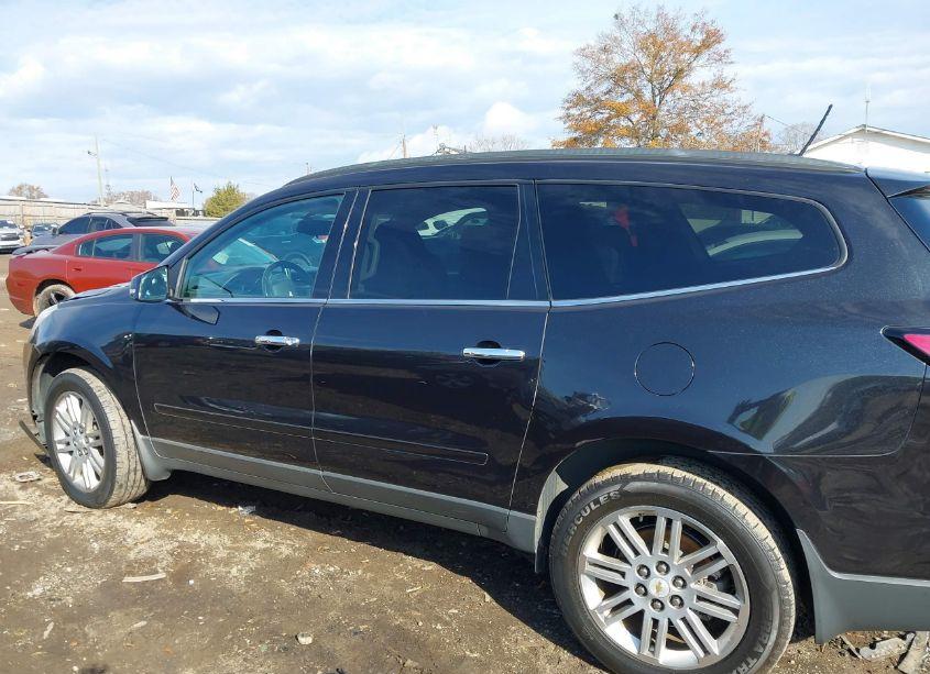 Photo 15 of 2015 Chevrolet Traverse 1LT (VIN 1GNKRGKD5FJ220199)
