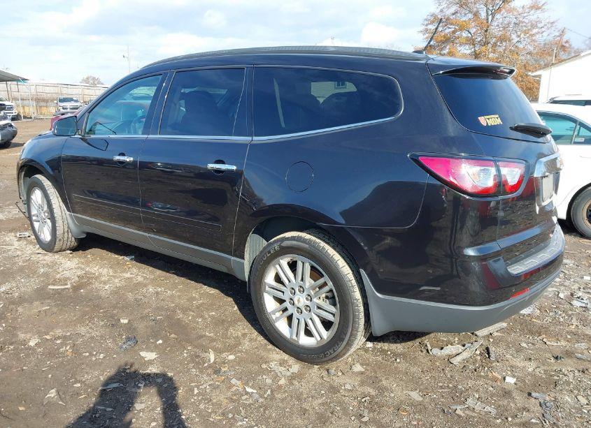 Photo 3 of 2015 Chevrolet Traverse 1LT (VIN 1GNKRGKD5FJ220199)