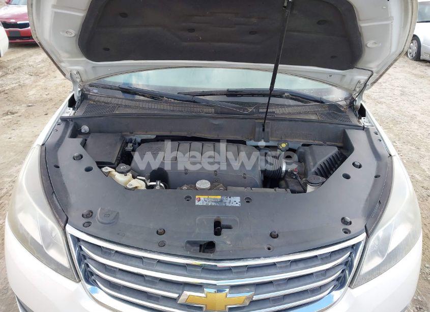 Photo 10 of 2015 Chevrolet Traverse 1LT (VIN 1GNKRGKD5FJ323624)