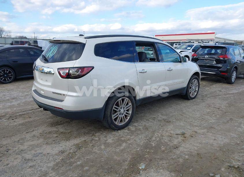 Photo 4 of 2015 Chevrolet Traverse 1LT (VIN 1GNKRGKD5FJ323624)