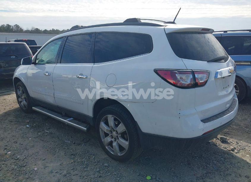 Photo 3 of 2016 Chevrolet Traverse 1LT (VIN 1GNKRGKD5GJ250787)