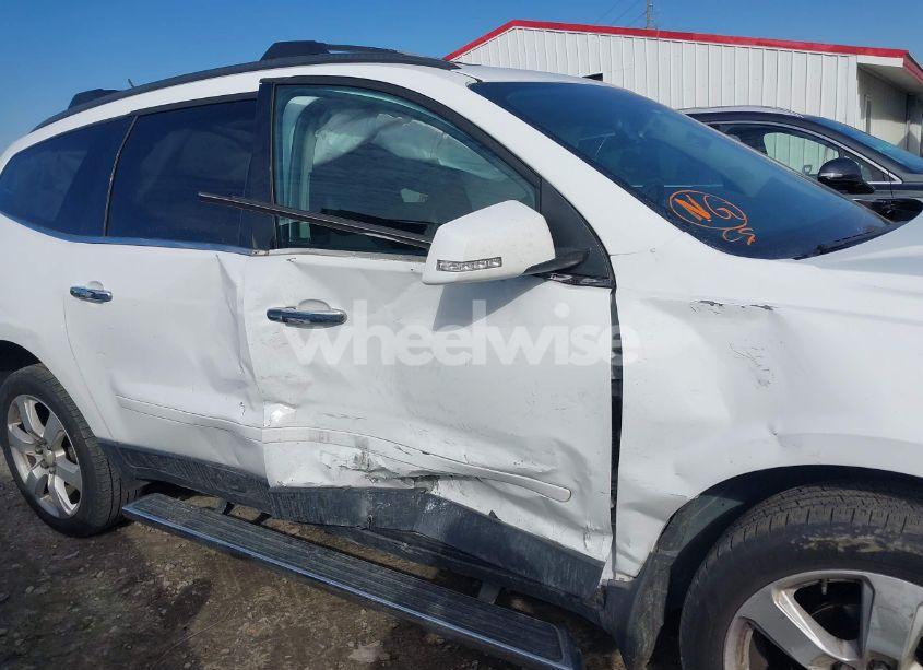 Photo 6 of 2016 Chevrolet Traverse 1LT (VIN 1GNKRGKD5GJ250787)