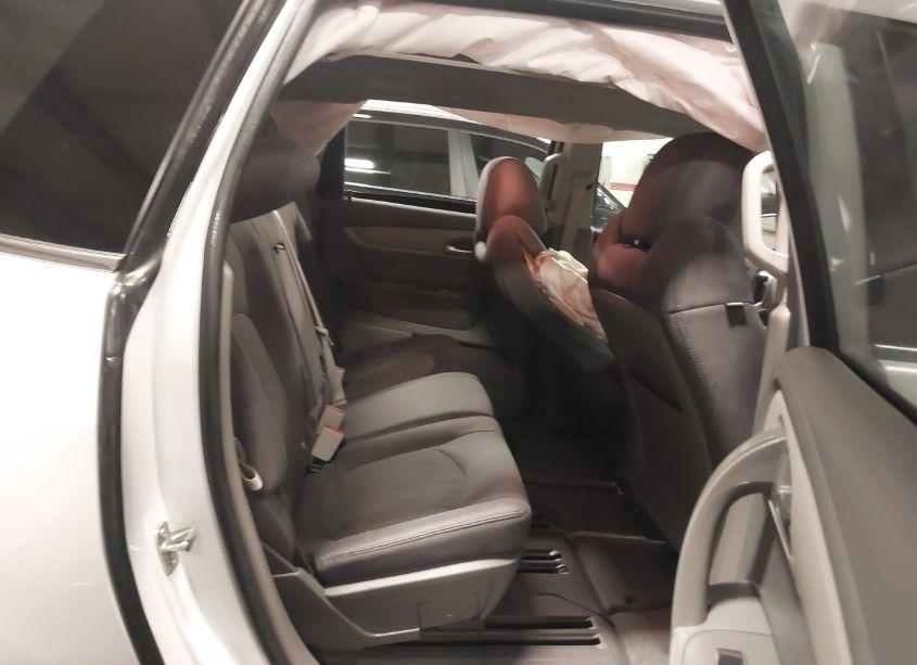 Photo 8 of 2016 Chevrolet Traverse 1LT (VIN 1GNKRGKD5GJ315119)