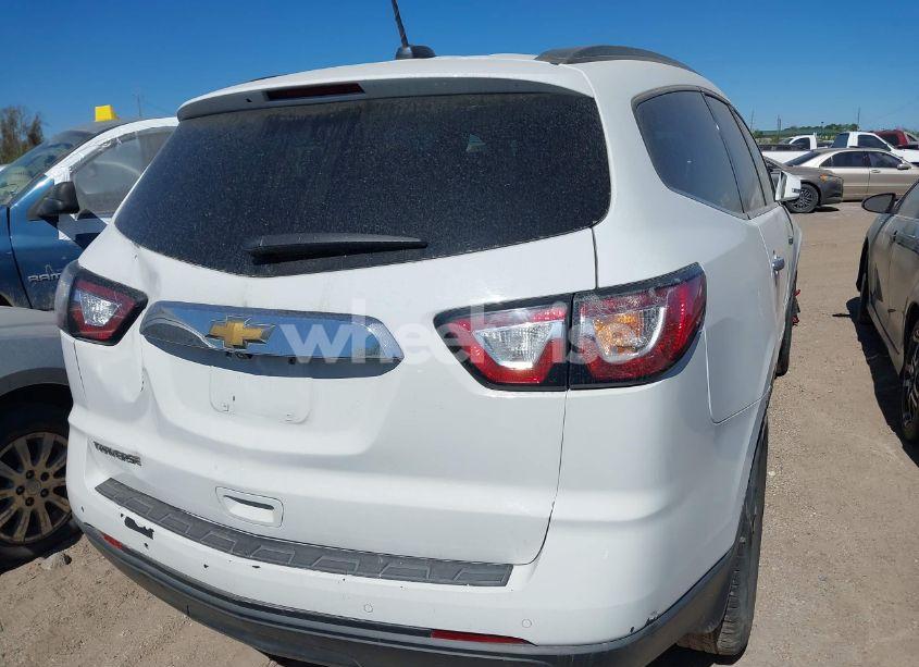 Photo 4 of 2017 Chevrolet Traverse 1LT (VIN 1GNKRGKD5HJ271656)