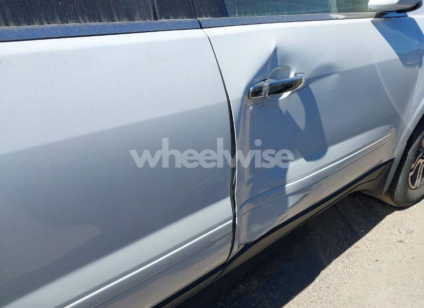 Photo 6 of 2017 Chevrolet Traverse 1LT (VIN 1GNKRGKD5HJ271656)