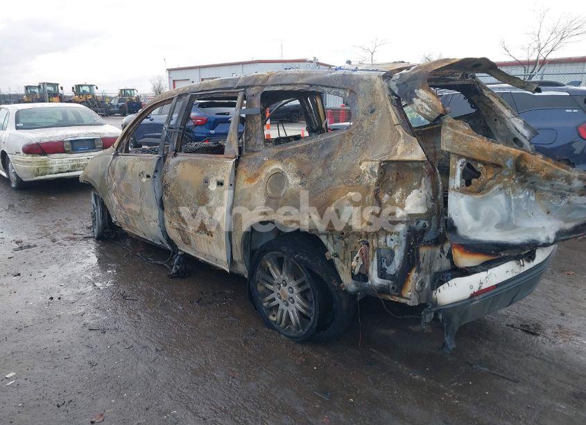 Photo 3 of 2013 Chevrolet Traverse 1LT (VIN 1GNKRGKD6DJ112123)