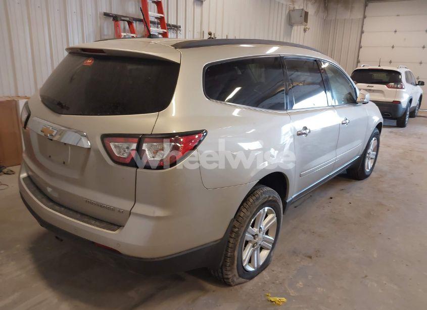 Photo 4 of 2013 Chevrolet Traverse 1LT (VIN 1GNKRGKD6DJ137409)