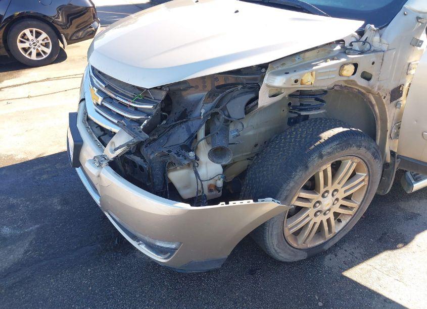 Photo 6 of 2014 Chevrolet Traverse 1LT (VIN 1GNKRGKD6EJ131840)