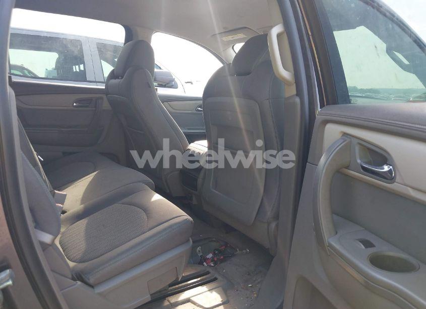 Photo 8 of 2014 Chevrolet Traverse 1LT (VIN 1GNKRGKD6EJ214250)