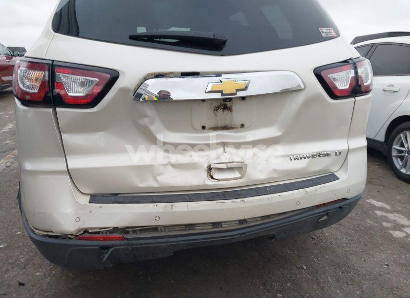 Photo 6 of 2015 Chevrolet Traverse 1LT (VIN 1GNKRGKD6FJ128888)