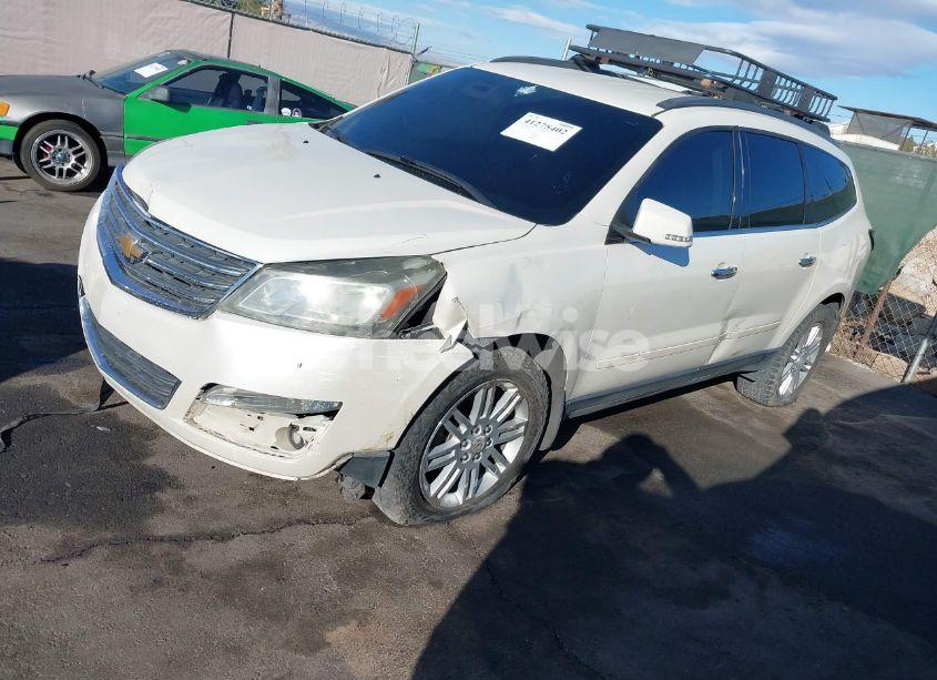 Photo 2 of 2015 Chevrolet Traverse 1LT (VIN 1GNKRGKD6FJ295994)