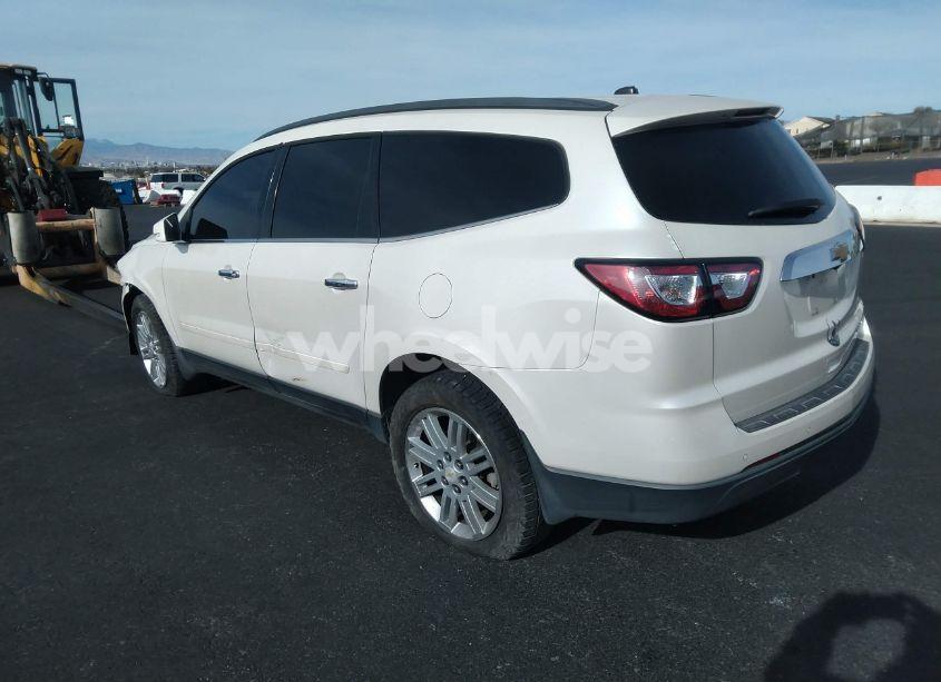 Photo 3 of 2015 Chevrolet Traverse 1LT (VIN 1GNKRGKD6FJ295994)