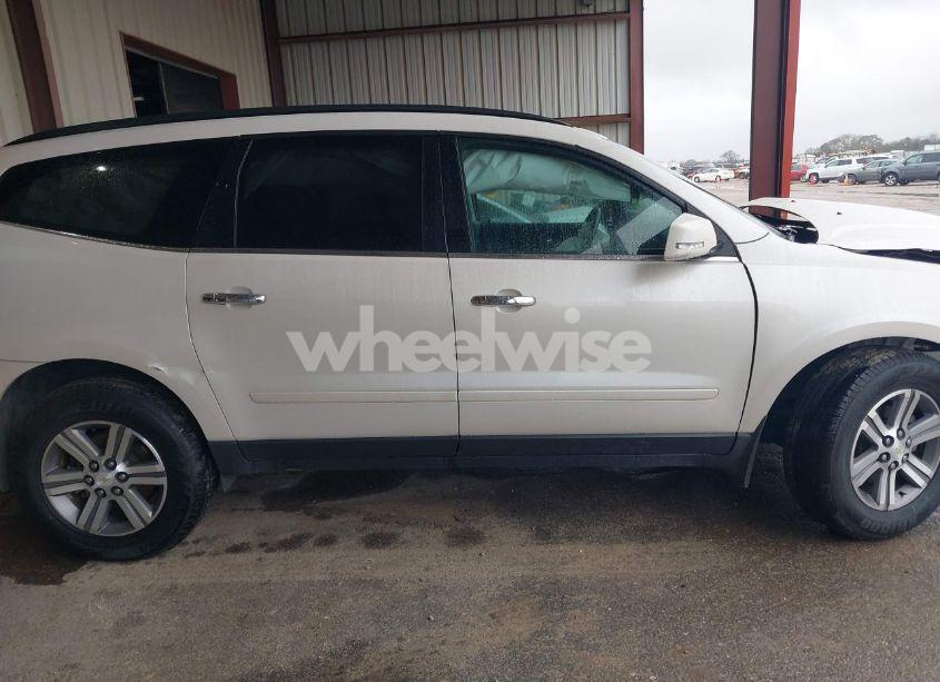 Photo 13 of 2015 Chevrolet Traverse 1LT (VIN 1GNKRGKD6FJ298295)