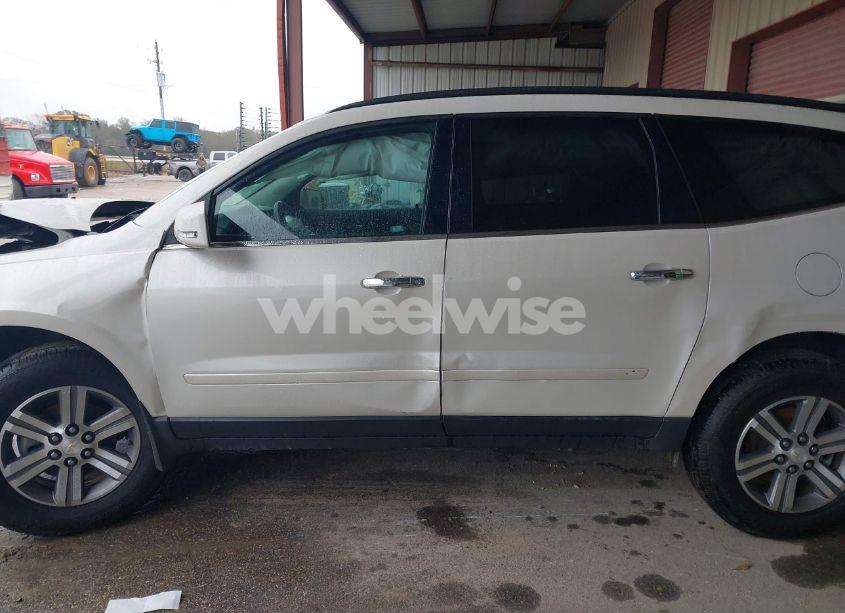 Photo 14 of 2015 Chevrolet Traverse 1LT (VIN 1GNKRGKD6FJ298295)