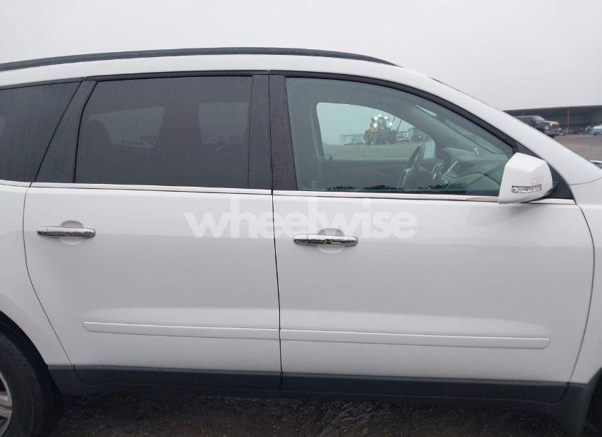 Photo 13 of 2016 Chevrolet Traverse 1LT (VIN 1GNKRGKD6GJ273043)