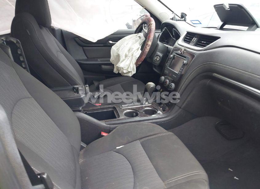 Photo 5 of 2017 Chevrolet Traverse 1LT (VIN 1GNKRGKD6HJ121619)