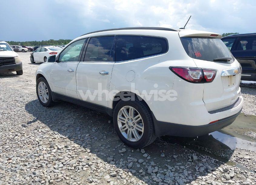 Photo 3 of 2014 Chevrolet Traverse 1LT (VIN 1GNKRGKD7EJ145763)