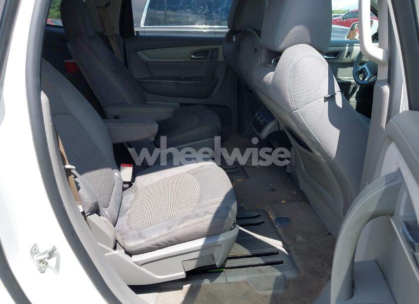 Photo 8 of 2014 Chevrolet Traverse 1LT (VIN 1GNKRGKD7EJ145763)