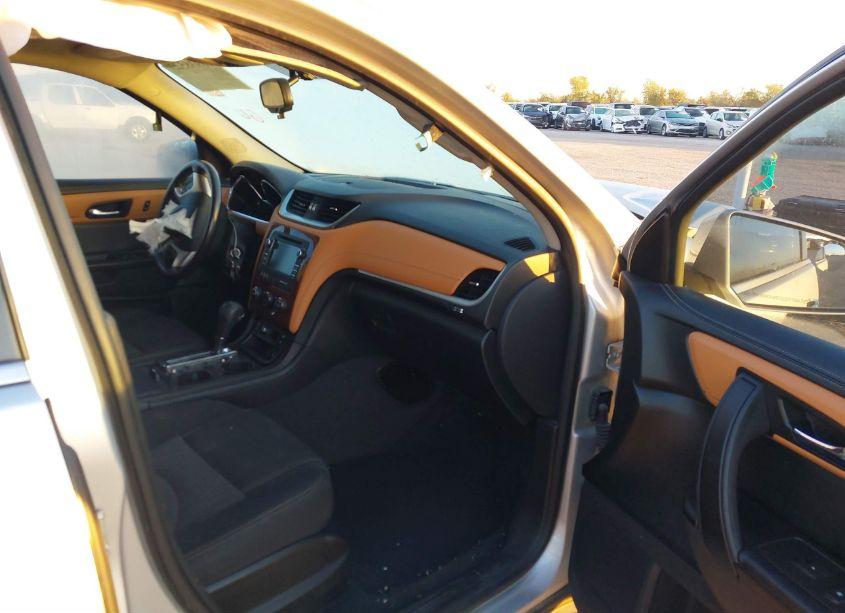 Photo 5 of 2014 Chevrolet Traverse 1LT (VIN 1GNKRGKD7EJ345770)