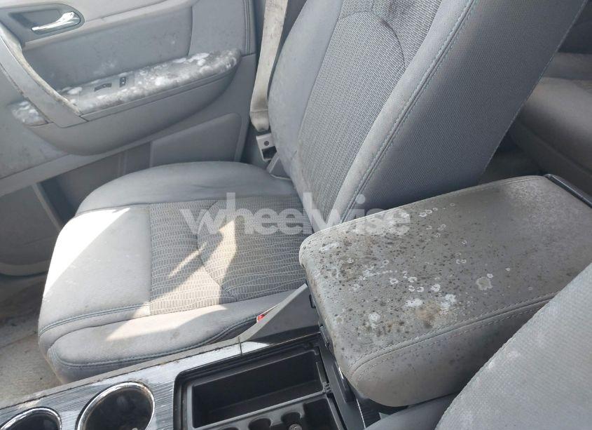 Photo 15 of 2015 Chevrolet Traverse 1LT (VIN 1GNKRGKD7FJ157185)