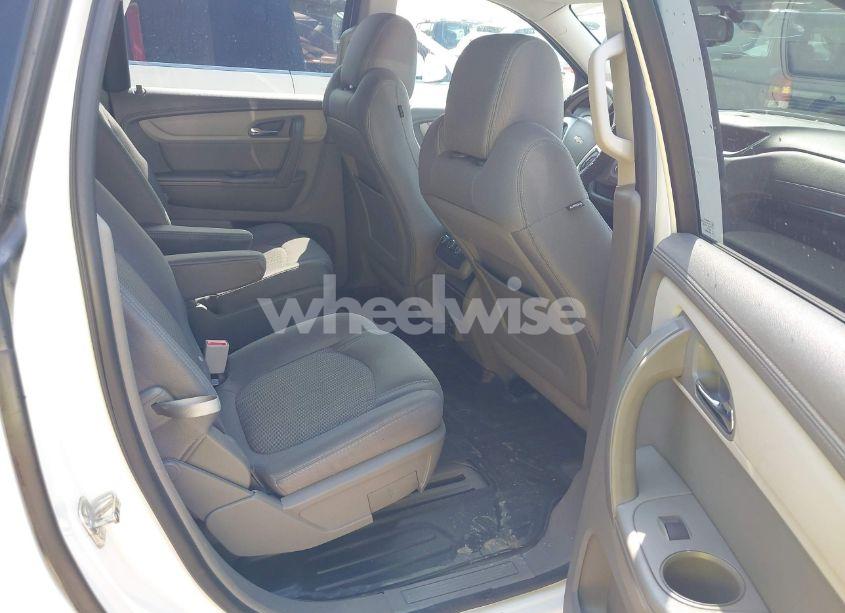 Photo 8 of 2015 Chevrolet Traverse 1LT (VIN 1GNKRGKD7FJ246528)