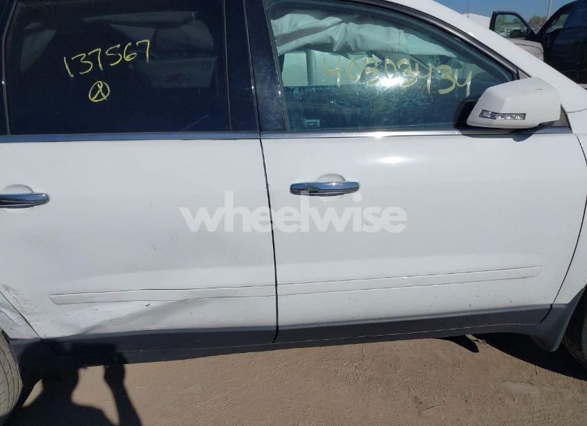 Photo 13 of 2016 Chevrolet Traverse 1LT (VIN 1GNKRGKD7GJ137567)