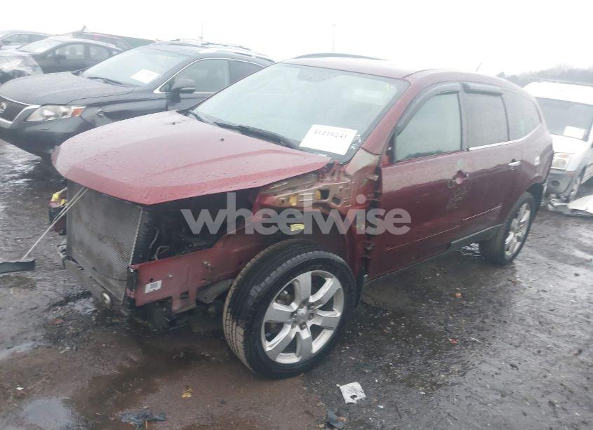 Photo 2 of 2016 Chevrolet Traverse 1LT (VIN 1GNKRGKD7GJ141134)