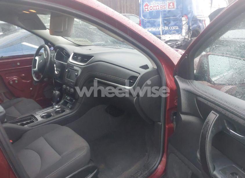 Photo 5 of 2016 Chevrolet Traverse 1LT (VIN 1GNKRGKD7GJ141134)