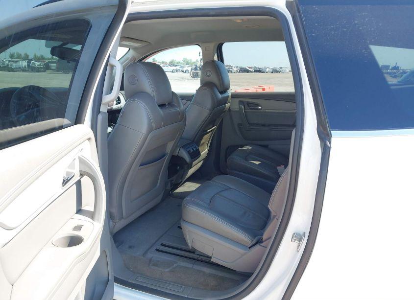 Photo 8 of 2016 Chevrolet Traverse 1LT (VIN 1GNKRGKD7GJ254940)