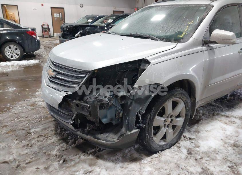 Photo 6 of 2016 Chevrolet Traverse 1LT (VIN 1GNKRGKD7GJ301142)