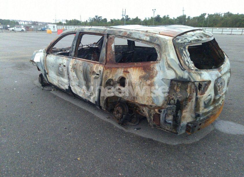 Photo 3 of 2017 Chevrolet Traverse 1LT (VIN 1GNKRGKD7HJ115750)