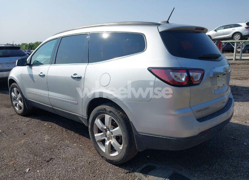 Photo 3 of 2017 Chevrolet Traverse 1LT (VIN 1GNKRGKD7HJ182817)