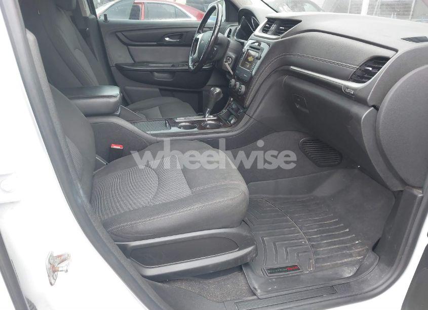 Photo 5 of 2017 Chevrolet Traverse 1LT (VIN 1GNKRGKD7HJ253871)