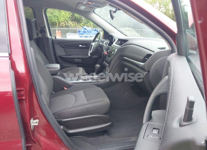 Photo 5 of 2017 Chevrolet Traverse 1LT (VIN 1GNKRGKD7HJ337494)