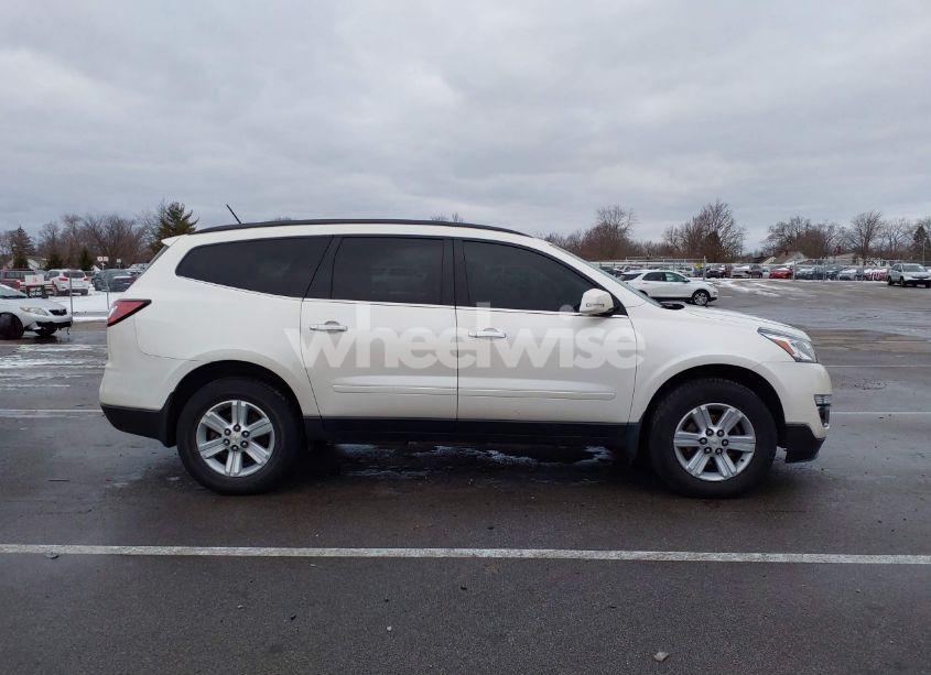 Photo 13 of 2013 Chevrolet Traverse 1LT (VIN 1GNKRGKD8DJ116268)