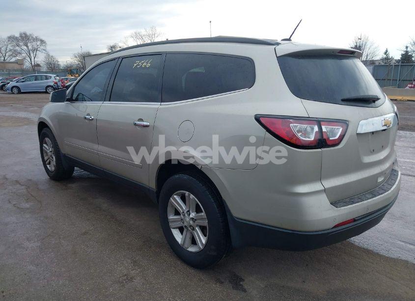Photo 3 of 2014 Chevrolet Traverse 1LT (VIN 1GNKRGKD8EJ266673)