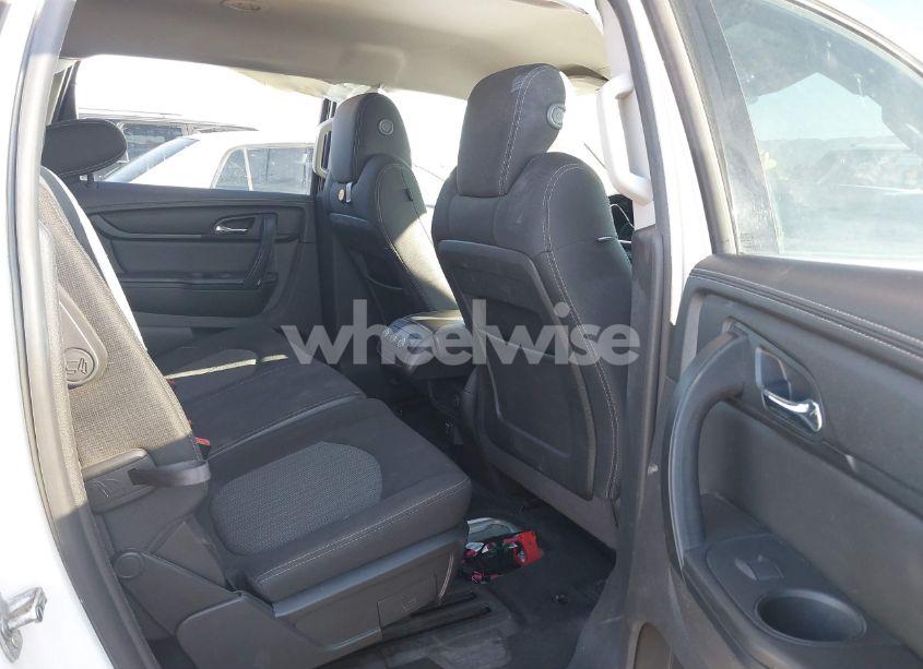 Photo 8 of 2014 Chevrolet Traverse 1LT (VIN 1GNKRGKD8EJ281478)